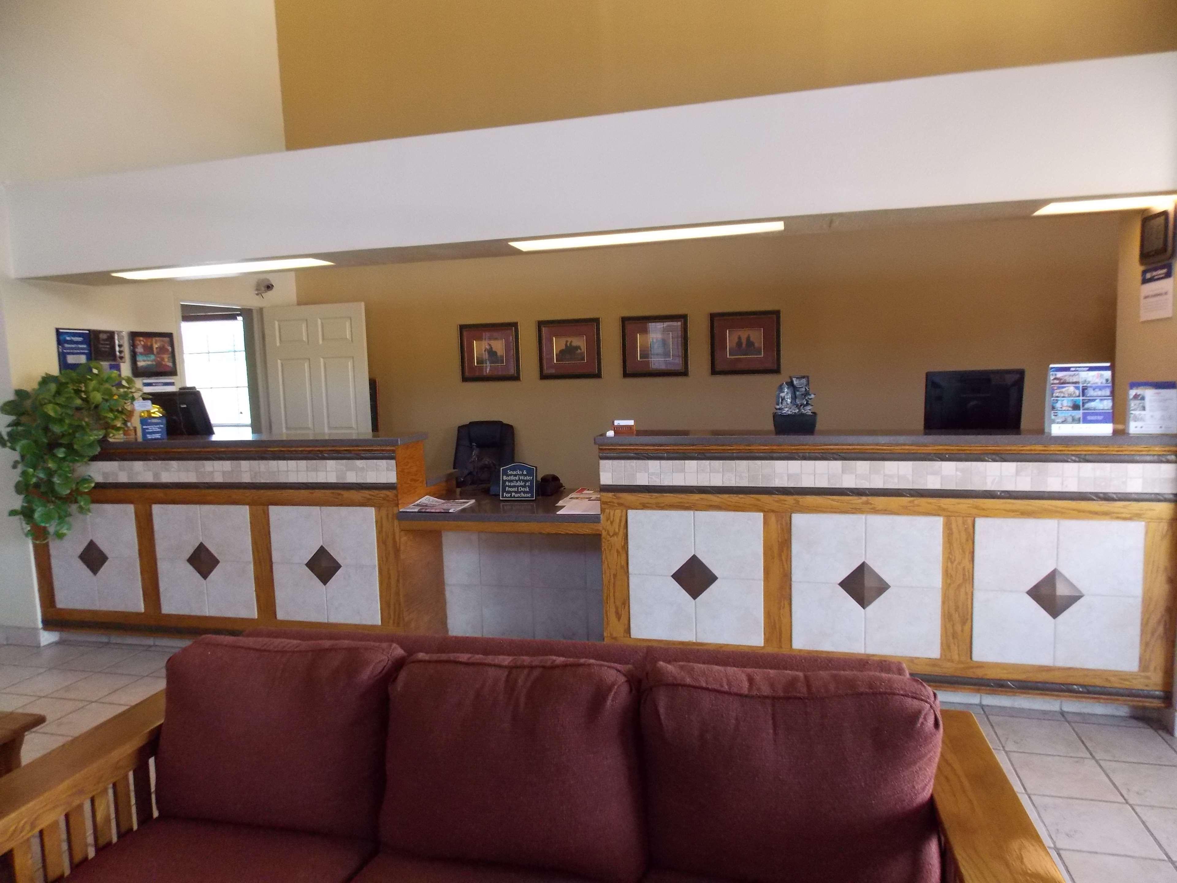 贝斯特韦斯特行政酒店 Hallettsville 外观 照片